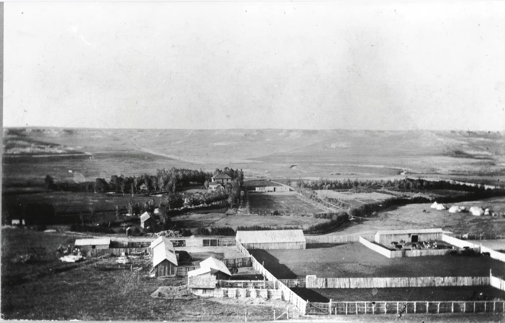 The Ranch in 1898, with Lakota tipis at right
